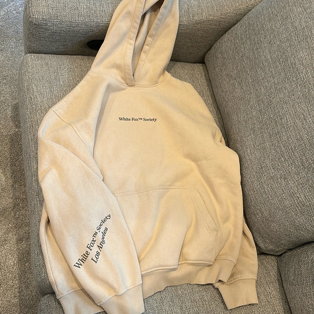 White fox set size m/l. In perfect condition.